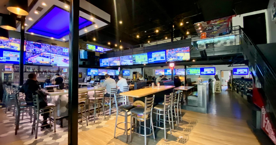 10 Best Sports Bars in Dallas